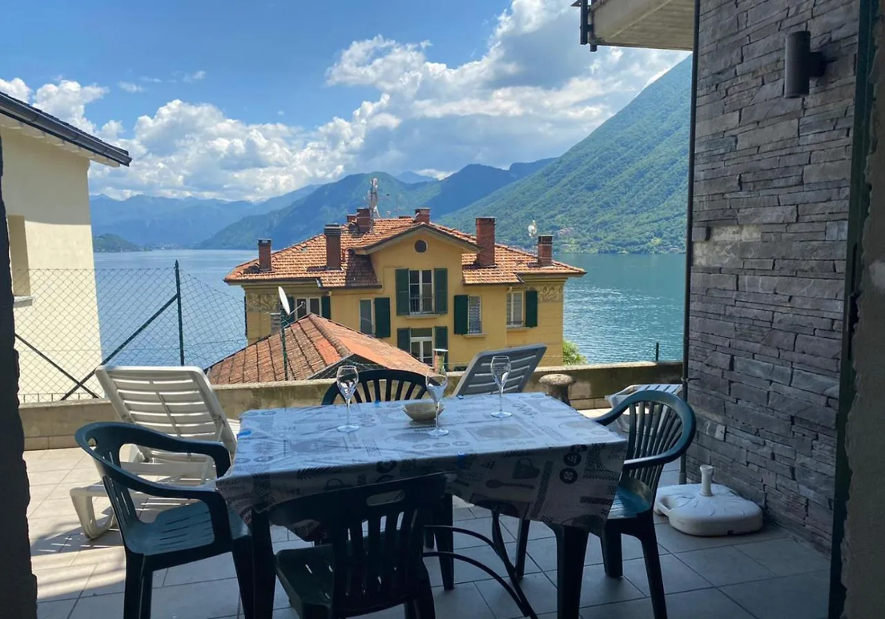 Silver Lake Residence Argegno Italy