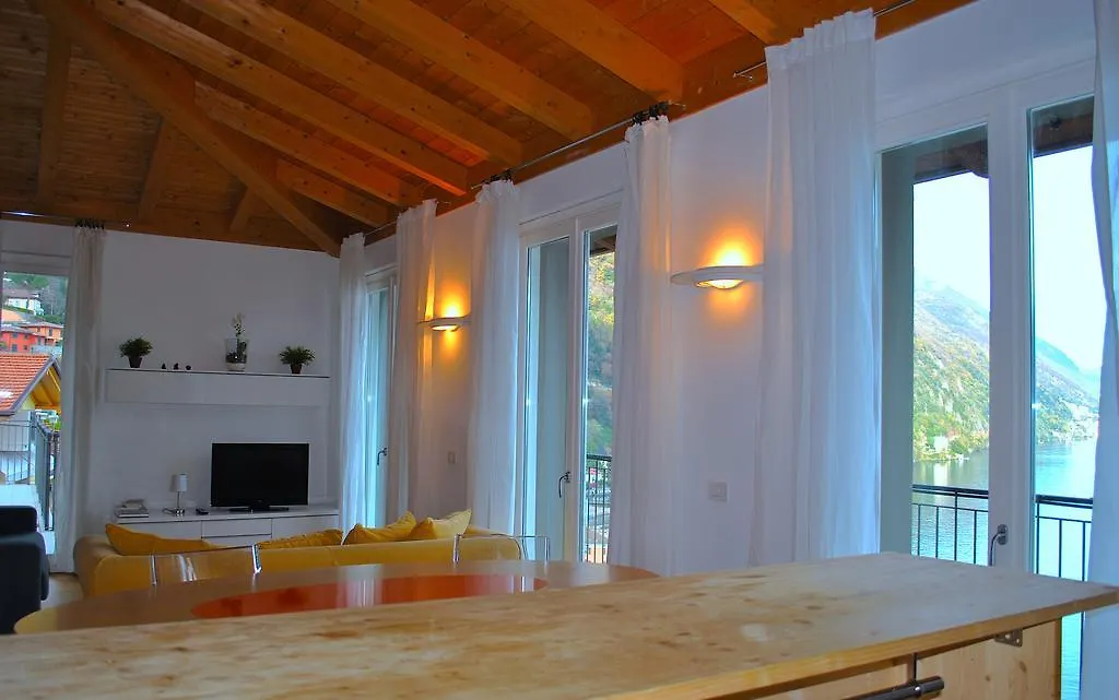 Silver Lake Residence Argegno Italy